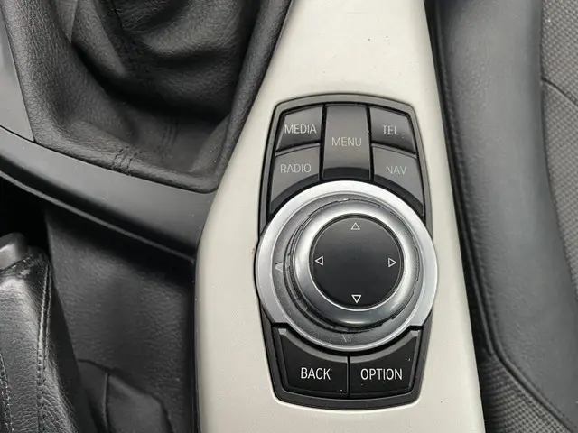 BMW 2 Serie Cabrio 220i 2016 Benzine 18