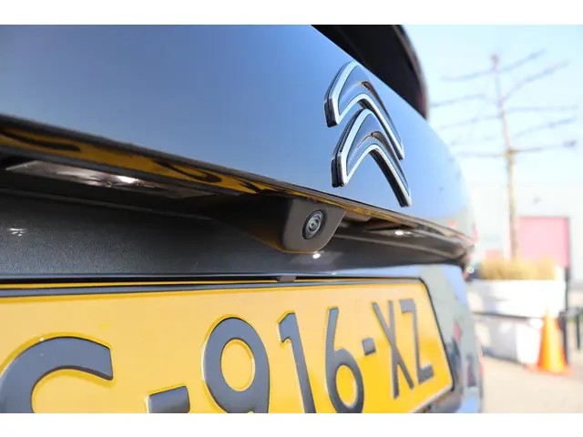 Citroën C4 1.2 Puretech Shine Pack Business 2023 Benzine 30