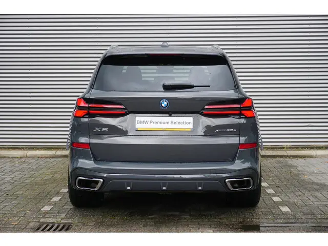 BMW X5 xDrive50e 2023 Hybride Benzine 5