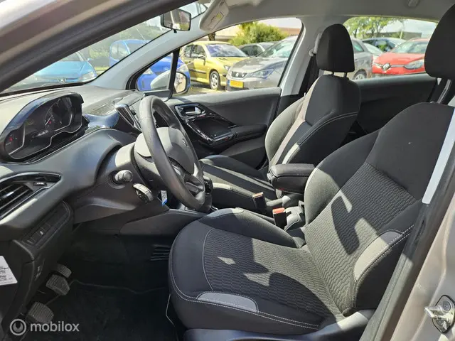 Peugeot 208 1.2 PureTech Active 2016 Benzine 13