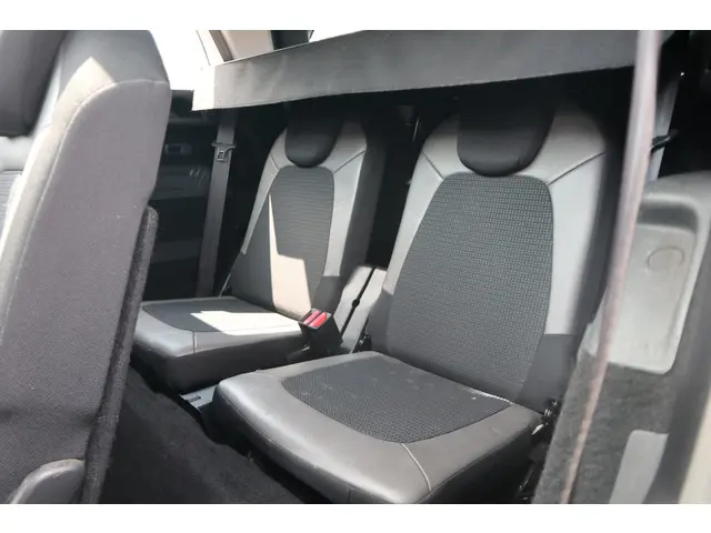 Citroën Grand C4 Picasso 1.6 THP Business 2015 Benzine 6