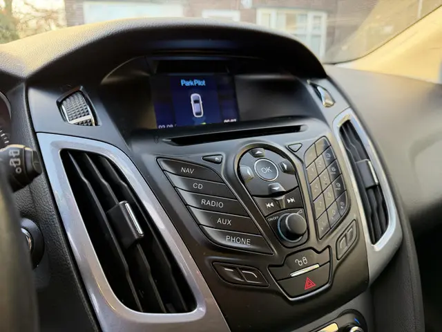 Ford Focus Wagon 1.0 EcoBoost Edition Plus 2014 Benzine 11