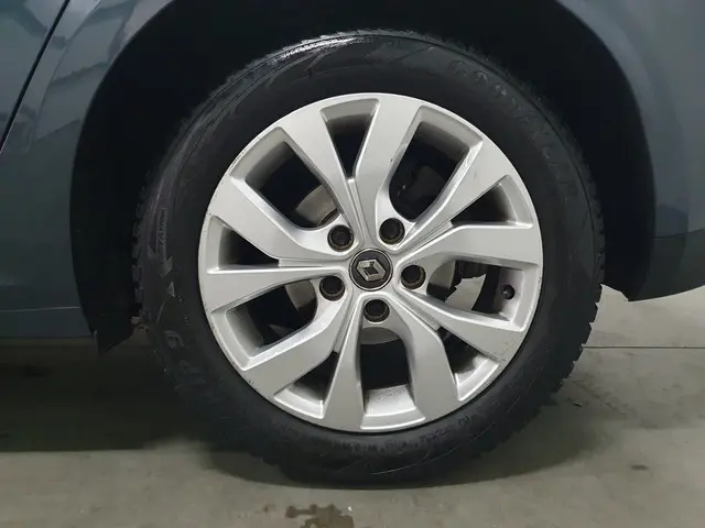 Renault Mégane 1.3 TCe Limited 2020 Benzine 8