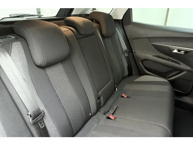 Peugeot 3008 1.5 BlueHDi Blue Lease Premium 2019 Diesel 13