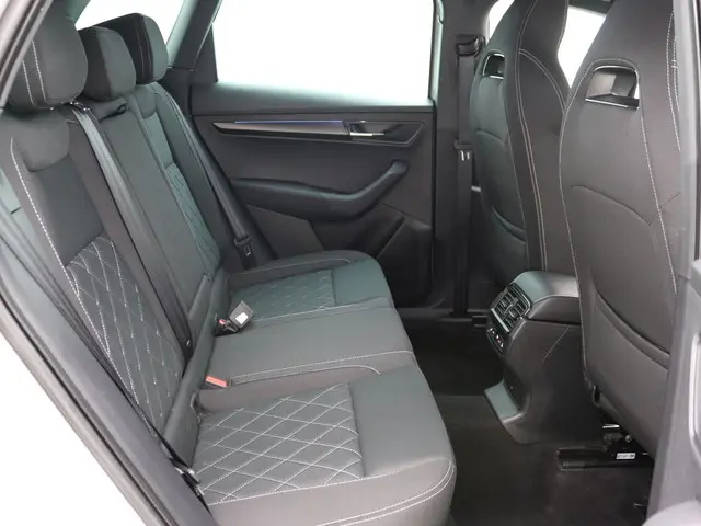 Škoda Karoq 1.5 TSI ACT Sportline Business 2023 Benzine 11