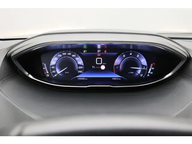 Peugeot 5008 1.2 PureTech Blue Lease Premium 2020 LPG/Gas 32