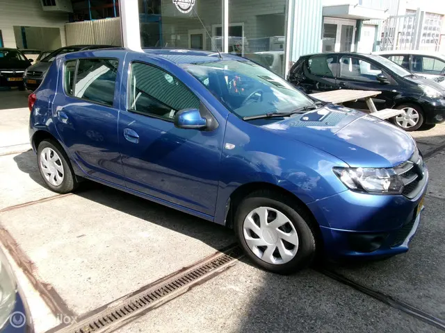 Dacia Sandero 0.9 TCe Ambiance 60.000km . 2013 Benzine 4