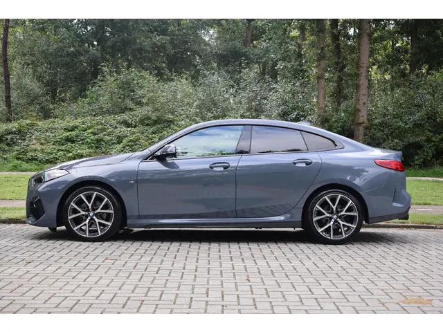 BMW 2 Serie 218i Gran Coupé High Executive 2024 Benzine 2