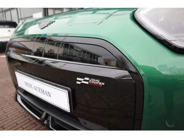 MINI Aceman E 2025 Elektrisch 10