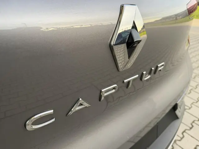 Renault Captur 1.3 TCe 140 Intens 2021 Benzine 28