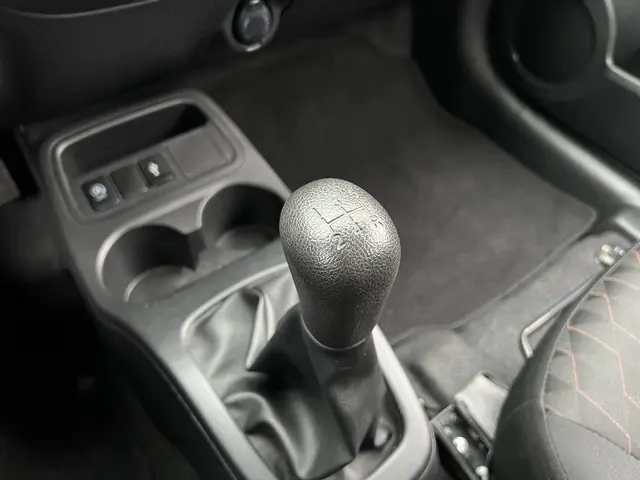 Mitsubishi Space Star 1.2 Cool+ 2021 Benzine 23