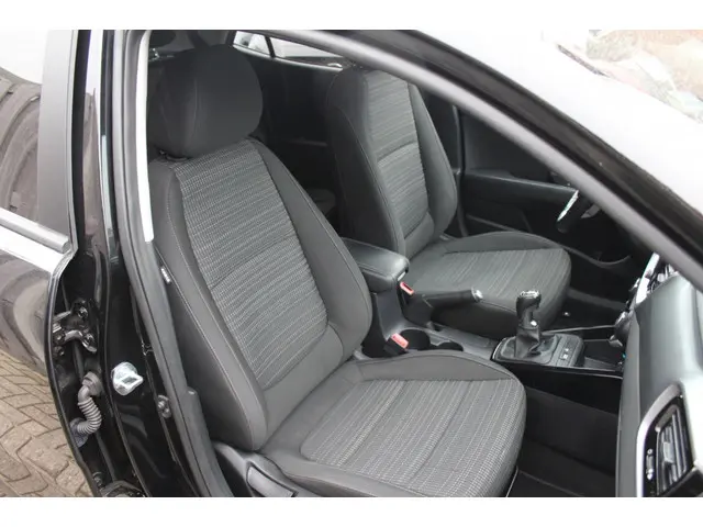 Kia Stonic 1.0 T-GDi MHEV Dynamic+Line 2023 Benzine 13