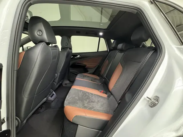Volkswagen ID.4 Family 77 kWh 2021 Elektrisch 8