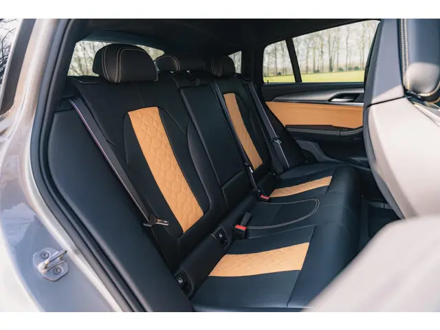 BMW X4 M Competition 2020 Benzine 56