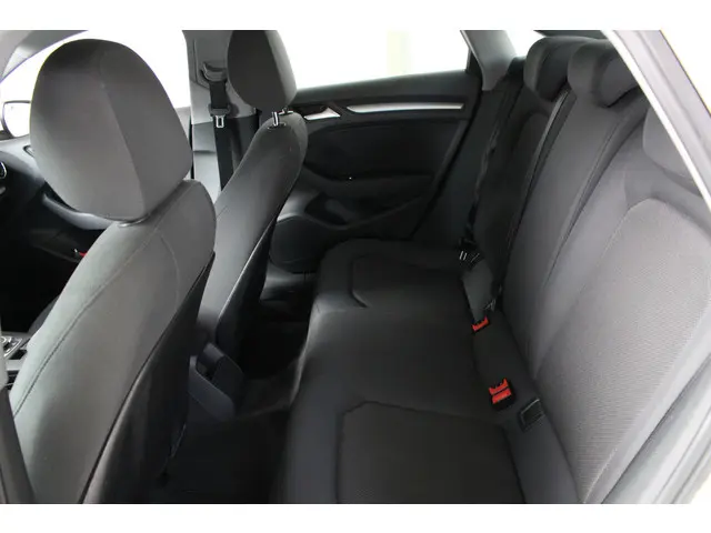 Audi A3 Limousine 35 TFSI 150PK 2020 Benzine 8