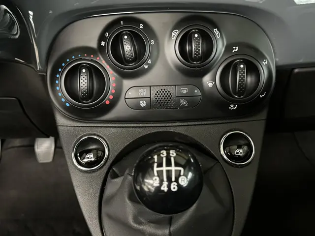 Fiat 500 1.0 Hybrid Launch Edition 2020 Benzine 30