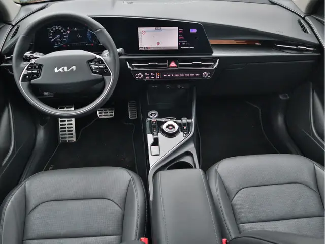 Kia Niro EV DynamicPlusLine 64.8 kWh 2024 Elektrisch 17