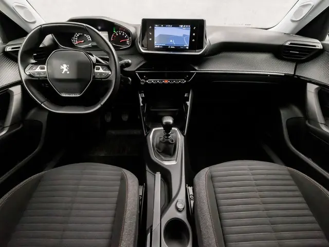 Peugeot 2008 1.2 PureTech Sport 2021 Benzine 6