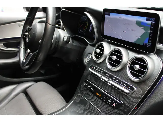 Mercedes-Benz C-Klasse 180 2019 Benzine 18