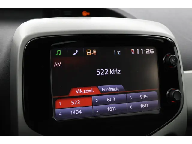 Toyota Aygo 1.0 VVT-i x-play 2017 Benzine 40