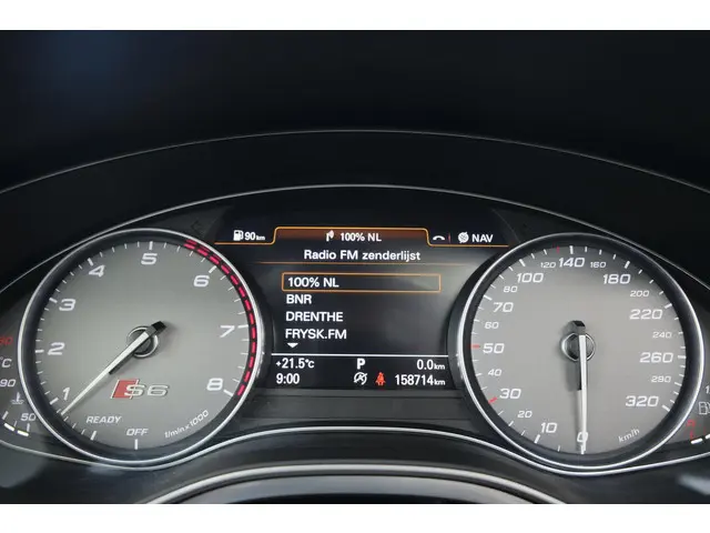 Audi S6 Avant 4.0 TFSI V8 450pk 2015 Benzine 28