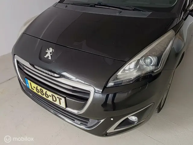 Peugeot 5008 1.2 Blue Lease 7p. 2016 Benzine 15