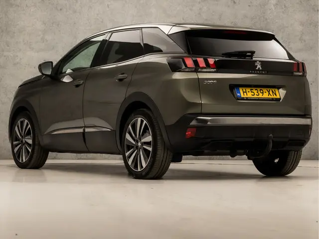 Peugeot 3008 1.2 PureTech Sport 2020 Benzine 3