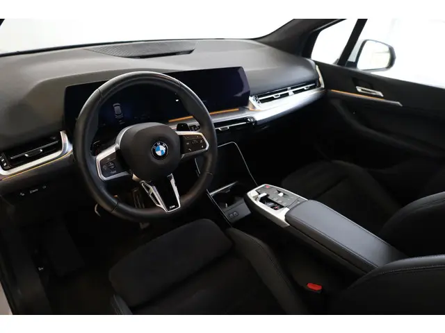 BMW 2 Serie Active Tourer 220i 2025 Benzine 7