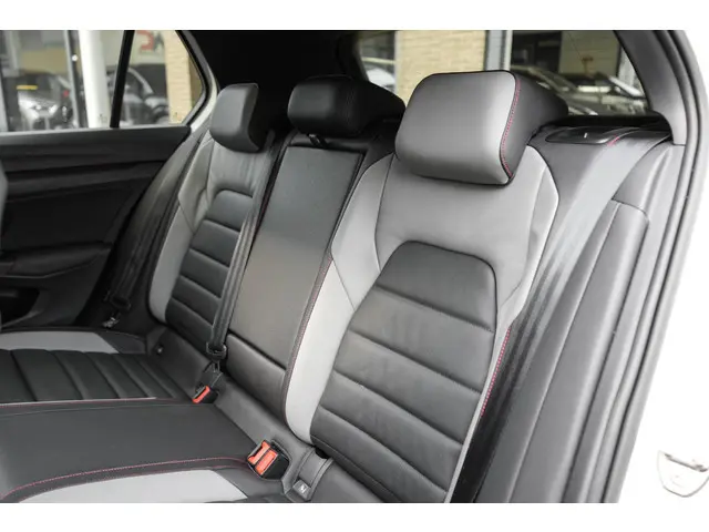 Volkswagen Golf 2.0 TSI GTI 2021 Benzine 12