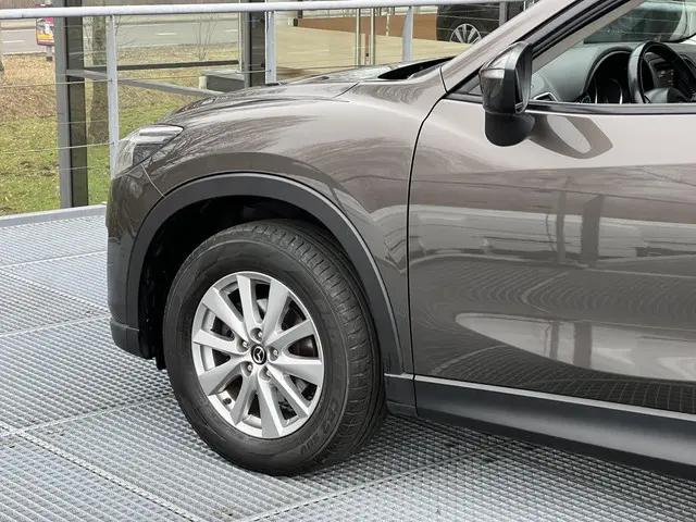 Mazda CX-5 2.0 SkyActiv-G 160 GT-M 4WD 2015 Benzine 17