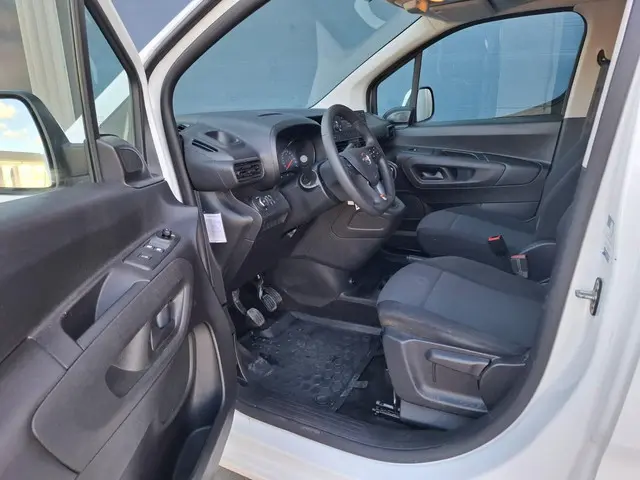 Opel Combo 1.6D L1H1 Edition 2019 Diesel 16