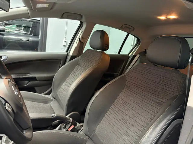 Opel Corsa 1.2-16V BlitZ 2014 Benzine 7