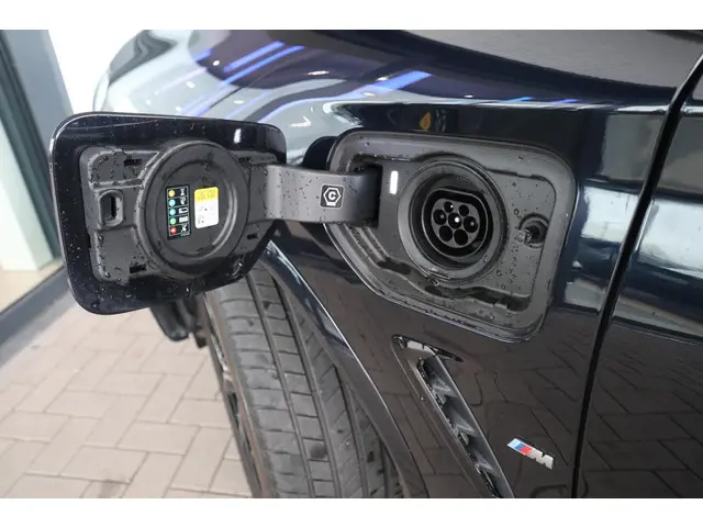BMW X3 xDrive30e 2023 Hybride Benzine 34