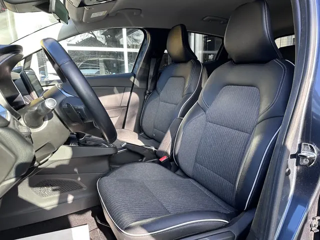 Renault Clio 1.3 TCe Intens 2019 Benzine 11