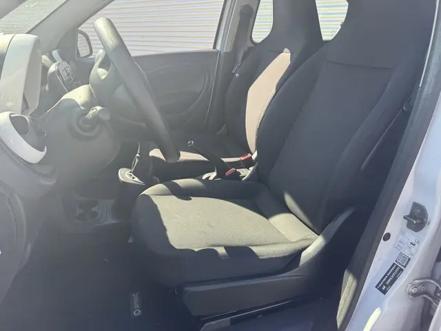 Smart Forfour 1.0 Essential Edition 2015 Benzine 4