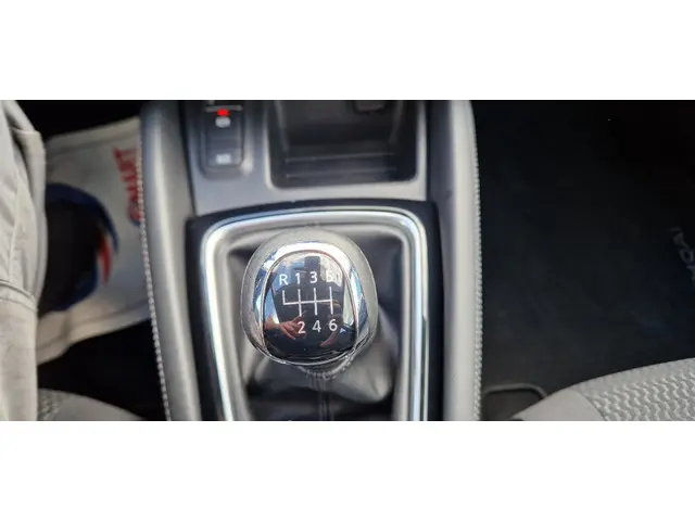 Nissan QASHQAI 1.3 DIG-T Visia 2020 Benzine 18