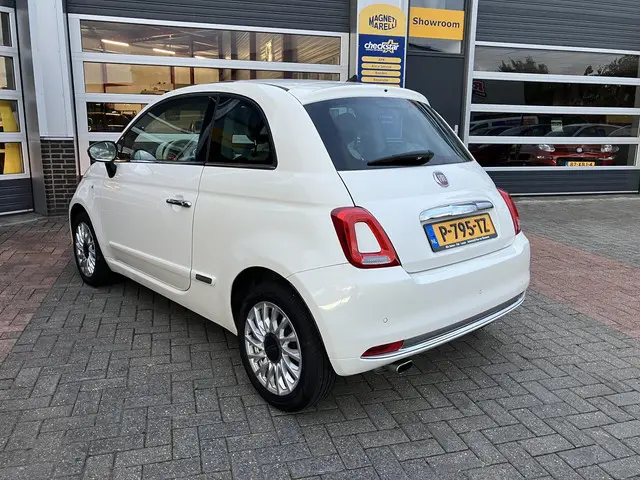 Fiat 500 1.2 Lounge 2017 Benzine 12