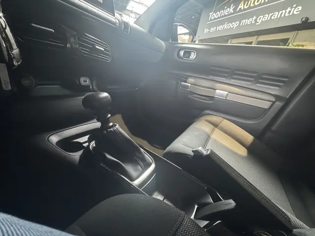 Citroën C4 Cactus 1.2 PureTech Business 2019 Benzine 21