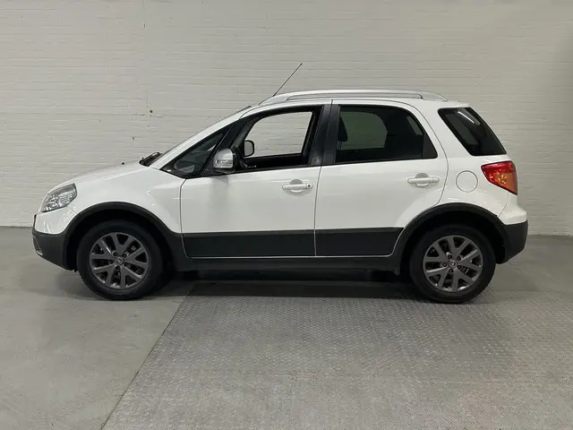 Fiat Sedici 1.6-16V Emotion 2014 Benzine 5
