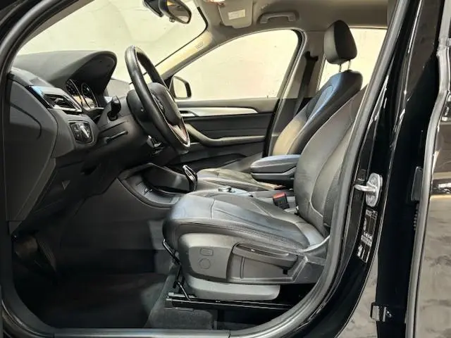 BMW X1 sDrive20i High Executive 2018 Benzine 15