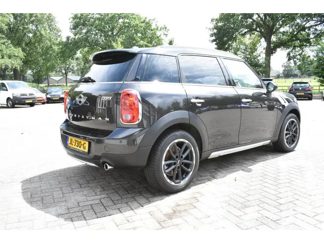 MINI Countryman Mini 1.6 Cooper Pepper 2016 Benzine 3