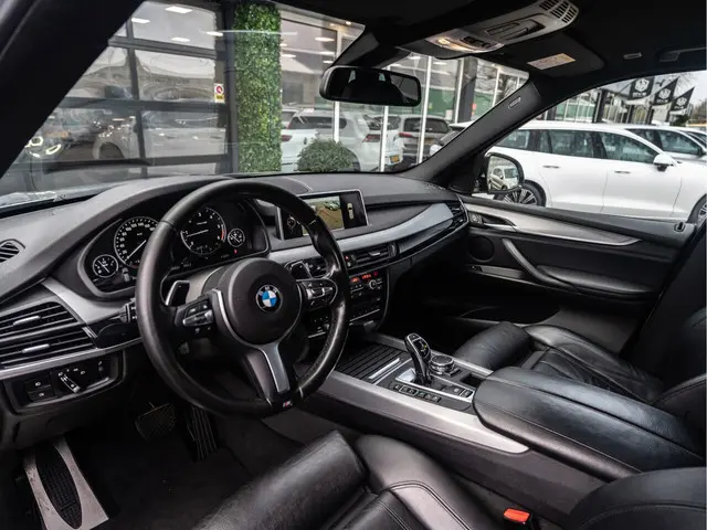 BMW X5 XDrive40d High Executive 2015 Diesel 14