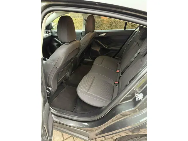 Ford Focus 1.0 EcoBoost Titanium Business 2020 Benzine 10