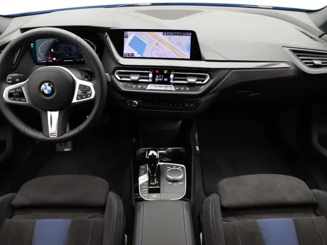 BMW 2 Serie Gran Coupé 218i 2022 Benzine 31