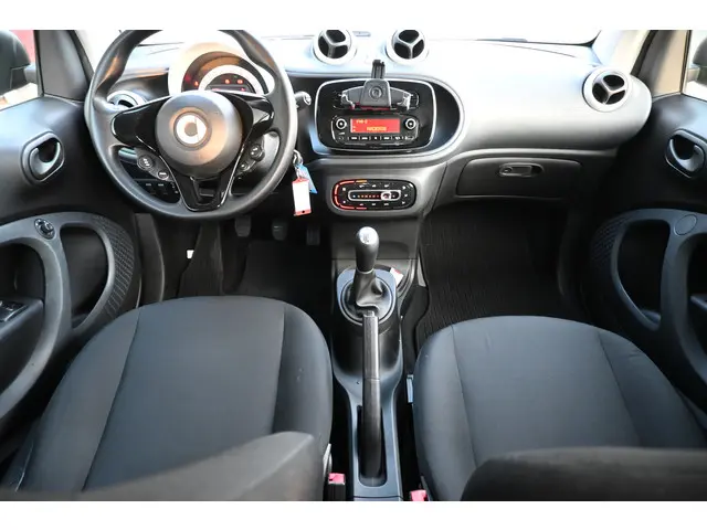Smart Fortwo 1.0 Pure 2017 Benzine 4