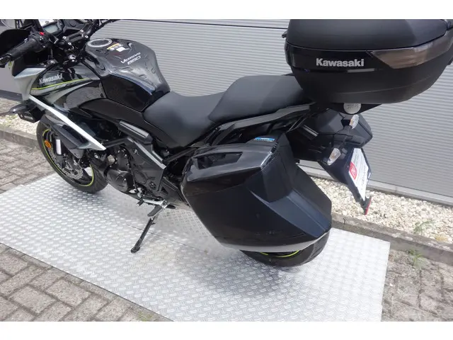 Kawasaki Versys 650 GRAND TOURER 2019 Benzine 16