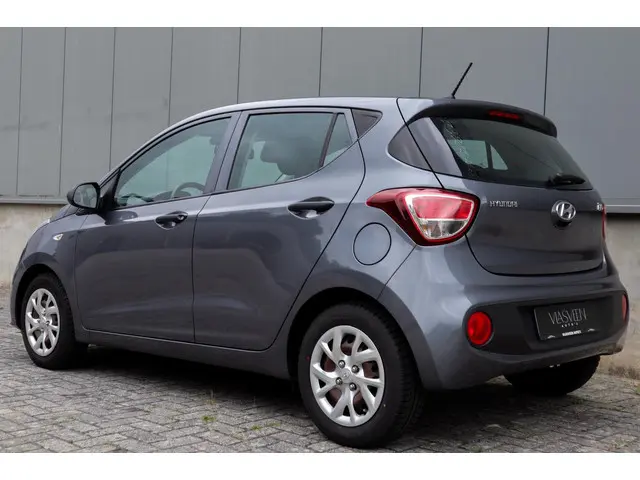Hyundai i10 1.0i Comfort 2018 Benzine 6