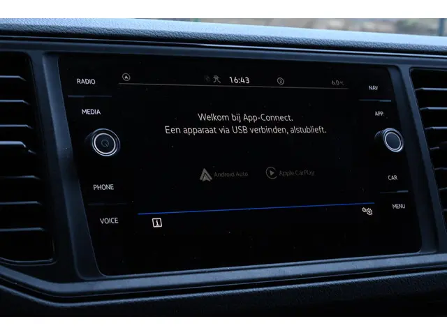 Volkswagen Crafter 2.0 TDI L3H3 2023 Diesel 17