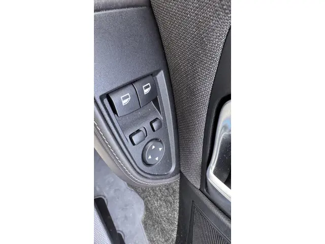 BMW i3 Basis Comfort 22 kWh 2013 Elektrisch 12