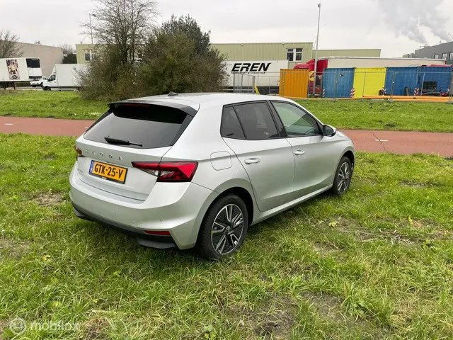 Škoda Fabia 1.0 TSI 81kw 6-bak 87km!! 2024 Benzine 5